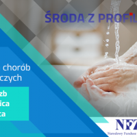 Na zdjęciu: Namydlone ręce pod strumieniem wody. Tekst: Profilaktyka chorób pasożytniczych - Świerzb, Wszawica, Owsica